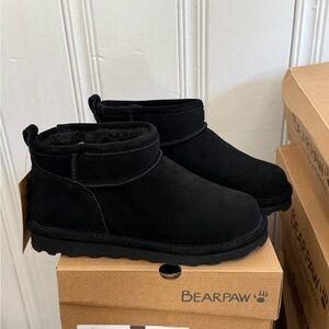 BEARPAW Shorty Boots - NEW IN BOX